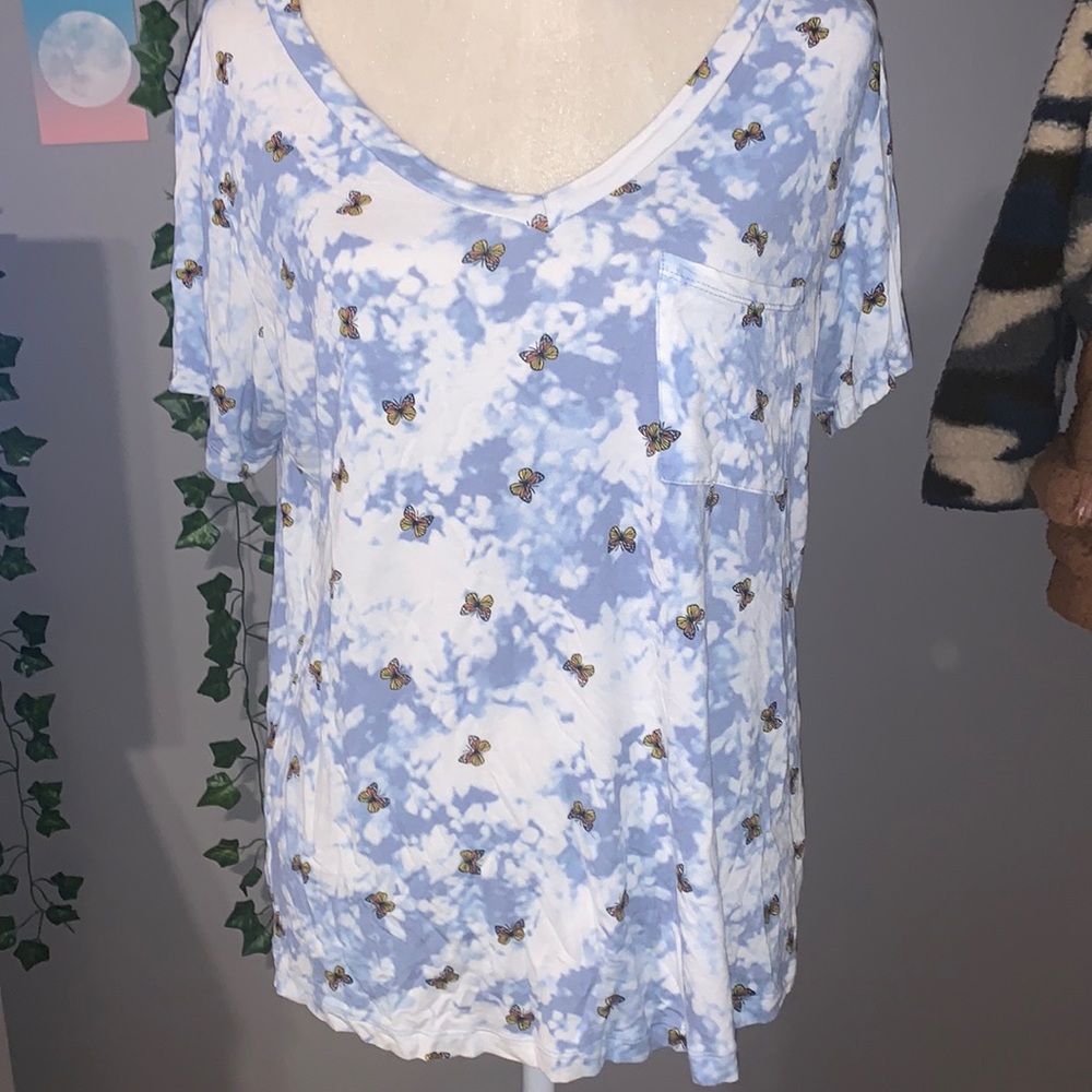 Tye dye butterfly tee